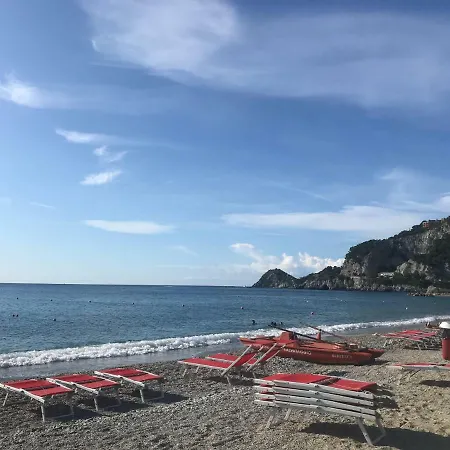 Casa Del Sasso Bergeggi